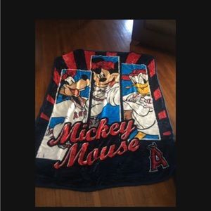 Royal Plush Rachel Throw